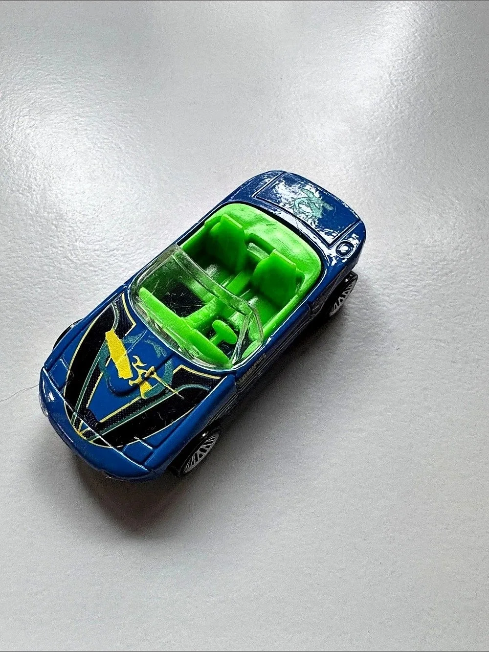 1990 Matchbox Mazda MX-5 Miata Blue & Green Die-Cast Toy Car
